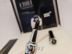MONTBLANC Etoile de Montblanc F 18K Nib Fountain Pen with 0.06 Carat Diamond