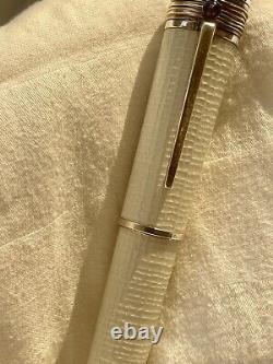 MONTBLANC Mahatma Gandhi Great Characters Limited Edition 3000 Rollerball Pen