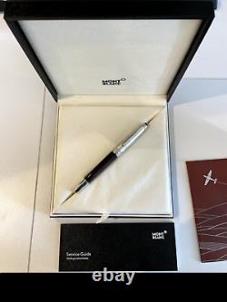 Mont Blanc Le Petite Prince Fountain Pen 14K Medium nib