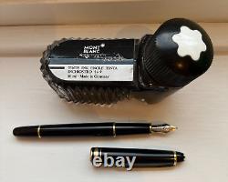 Mont Blanc Meisterstuck fountain pen 14K/585 gold nib and black ink bottle