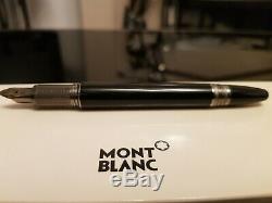 Mont Blanc Starwalker Platinum Resin Fountain Pen MODEL 25628