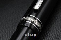 Montblanc Meisterstuck 149 Platinum-Plated Fountain Pen