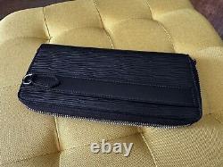 Montblanc Meisterstuck 4810 Phone Pouch Black