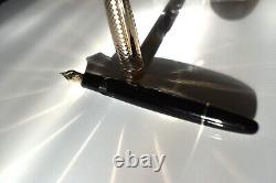 Montblanc Meisterstuck Doue Geometry 146 Fountain Pen 18K Gold Medium Nib £1150