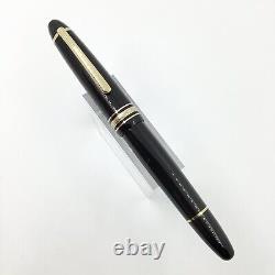 Montblanc legrand 146 fountain pen, gold line, 14k gold nib, Nr mint