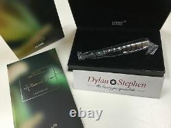 Montblanc writers limited edition Bernard Shaw fountain pen NEW 18K medium nib