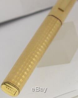 Must de Cartier Gold-Plated Trinity Cartridge Fountain Pen 18K Medium (M) Nib