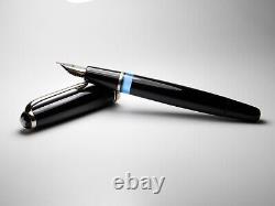 Vintage Jet BlackMontblanc 254 Fountain Pen-14K Gold M Wing Nib-Germany 1950s