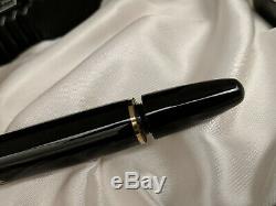 Vintage MONTBLANC Meisterstuck Medium 14K Gold Nib No 146 Fountain Pen, NOS