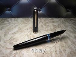 Vintage Montblanc 22 Fountain Pen-Jet Black-14K Gold EF Nib-Germany 1960-1970