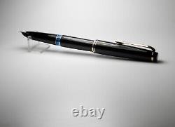 Vintage Montblanc 22 Fountain Pen-Jet Black-14K Gold EF Nib-Germany 1960-1970