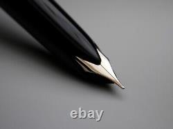 Vintage Montblanc 22 Fountain Pen-Jet Black-14K Gold EF Nib-Germany 1960-1970