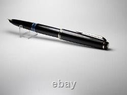 Vintage Montblanc 22 Fountain Pen-Jet Black-14K Gold OM Nib-Germany 1960-1970