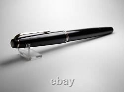 Vintage Montblanc 24 Fountain Pen-Jet Black Piston Filler-14K Nib-Germany 60s